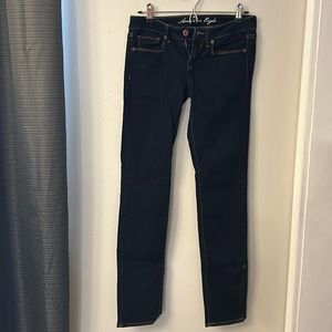Dark wash American Eagle skinny jeans